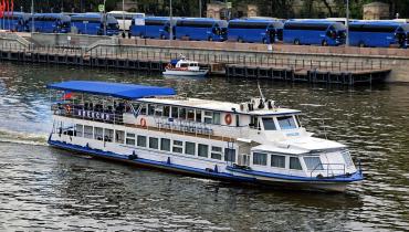 Теплоход Алексея