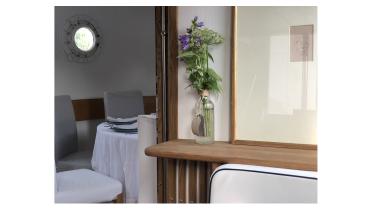 Яхта Sunseeker 44 Яхта Sunseeker 44