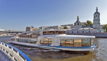 Теплоход Благодать