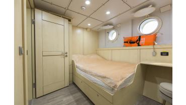 Теплоход на 15 человек