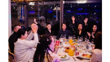 Теплоход на 70 человек