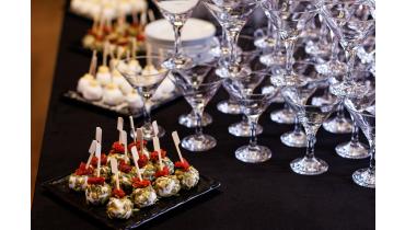 Теплоход на 70 человек