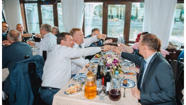 День рождения на теплоходе