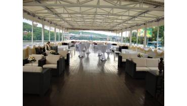 Теплоход Ривер Лаундж