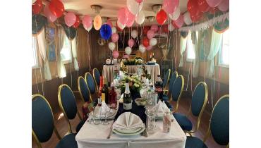 Теплоход на 10 человек Теплоход на 10 человек