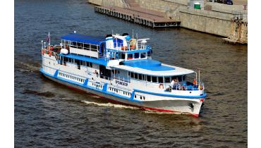 Классический Выпускной 2022 на теплоходе с банкетом