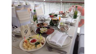 Выпускной — River SHOW 2026 на теплоходе «Анна Каренина»