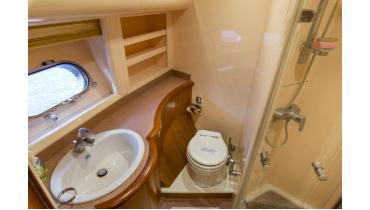 Выпускной на теплоходе с  банкетом и развлекательной программой от 11 000 руб Выпускной на теплоходе с  банкетом и развлекательной программой от 11 000 руб