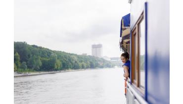 Теплоход на 70 человек