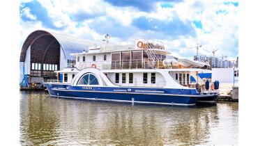 Теплоход на 10 человек Теплоход на 10 человек