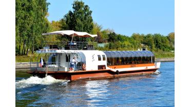 Выпускной на теплоходе с  банкетом и развлекательной программой от 11 000 руб