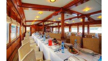 Выпускной на теплоходе с  банкетом и развлекательной программой от 17 500 р.