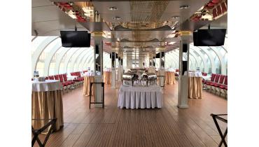 Аренда теплохода зимой