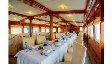 Яхта Sunseeker 44 Яхта Sunseeker 44