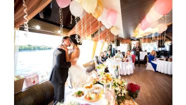 теплоход Персей