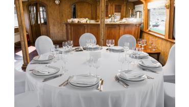 Выпускной на теплоходе с  банкетом и развлекательной программой от 17 500 р.