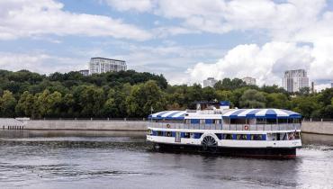 теплоход Анна Каренина