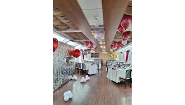 Теплоход на 10 человек Теплоход на 10 человек