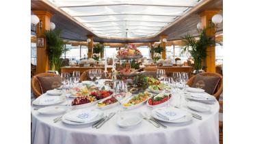 Презентация на теплоходе