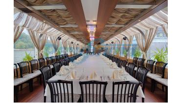 Выпускной на теплоходе с  банкетом и развлекательной программой от 11 000 руб