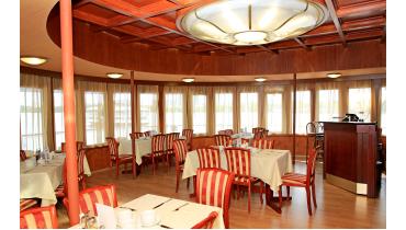 Выпускной на теплоходе с  банкетом  от 3000 р.