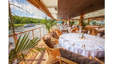 Выпускной — River SHOW 2026 на теплоходе «Анна Каренина»