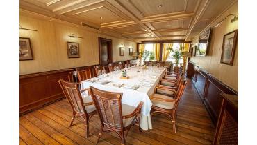 Выпускной на теплоходе с  банкетом и развлекательной программой от 17 500 р.