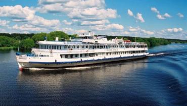 Теплоход Григорий Пирогов