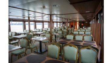 Выпускной на теплоходе с  банкетом  от 3000 р. Выпускной на теплоходе с  банкетом  от 3000 р.