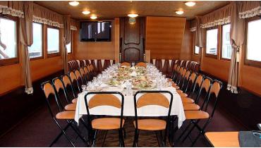 Теплоход на 30 человек