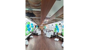 Теплоход на 10 человек