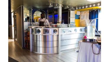 Выпускной на теплоходе с  банкетом  от 3000 р.