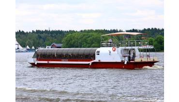 Теплоход на 70 человек